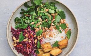 vietnamese noedelsalade